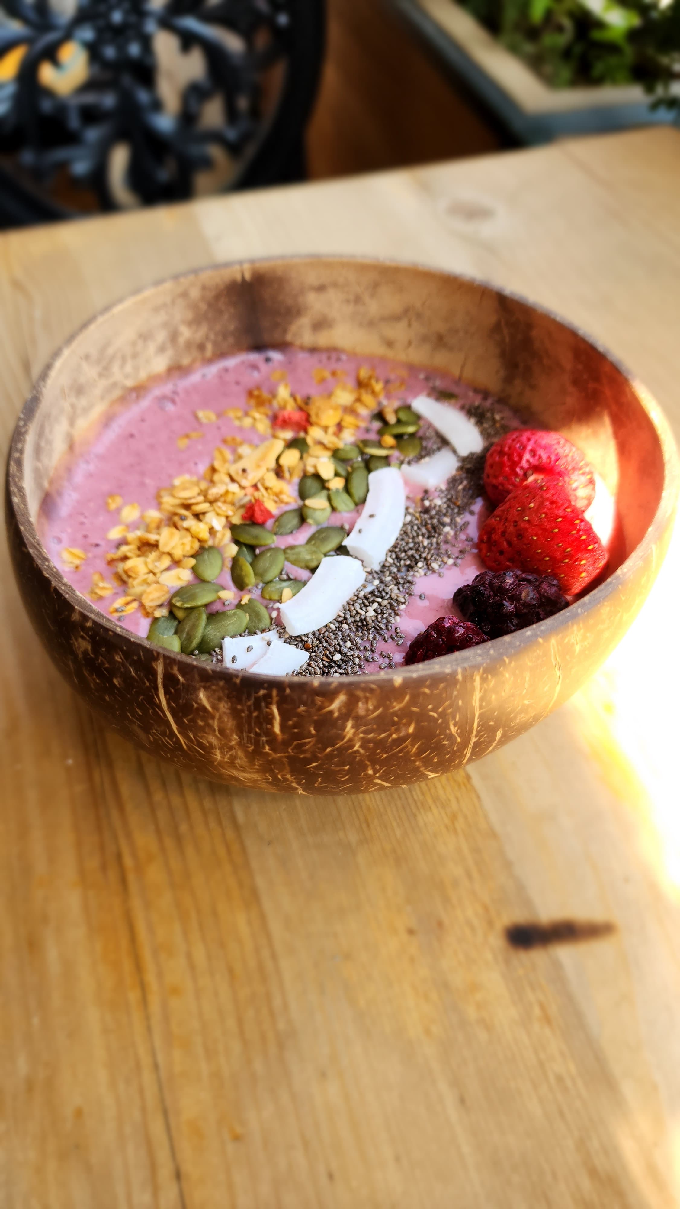 Çilekli ve Muzlu Bowl